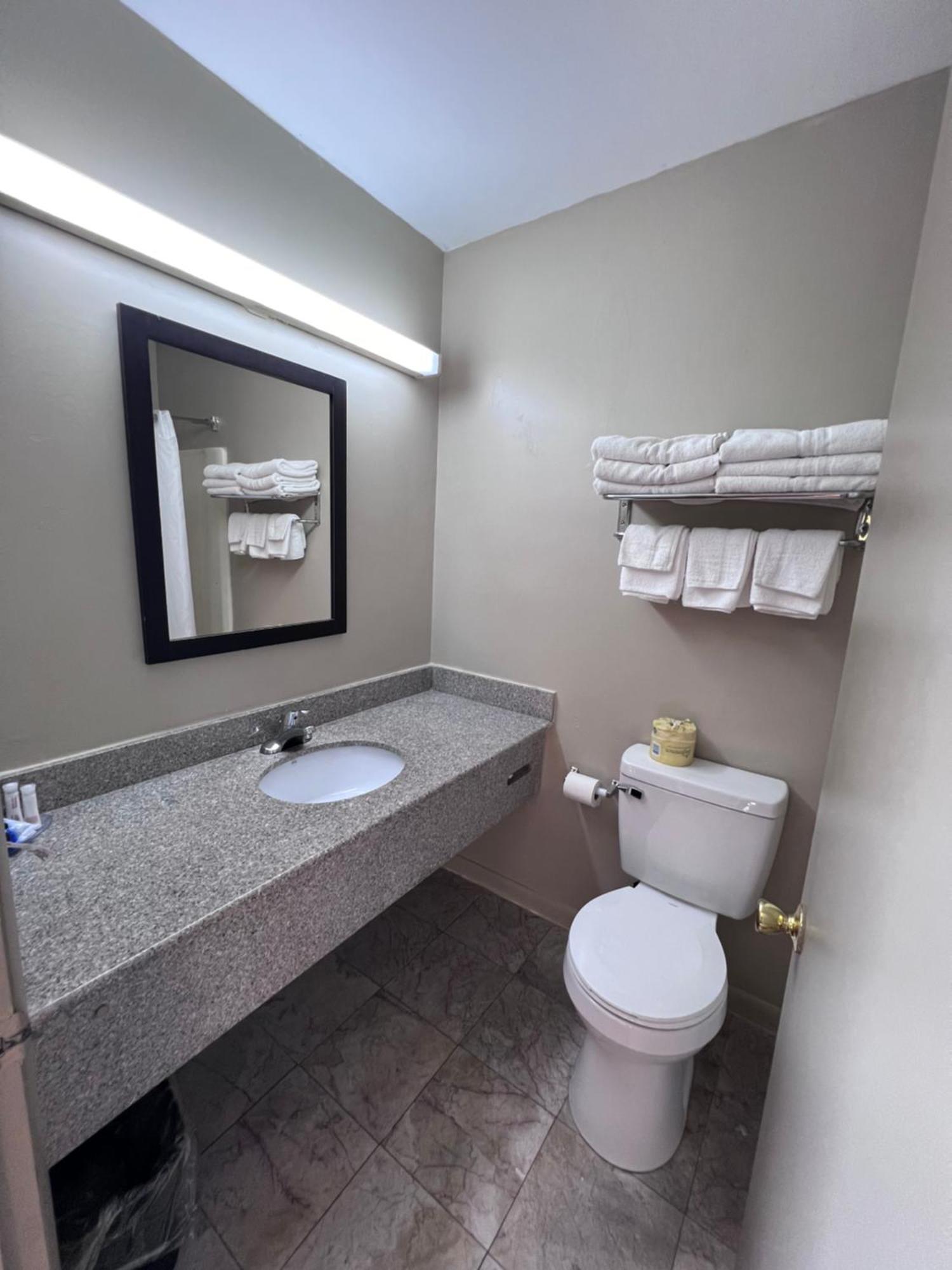 Rodeway Inn & Suites Hershey Εξωτερικό φωτογραφία